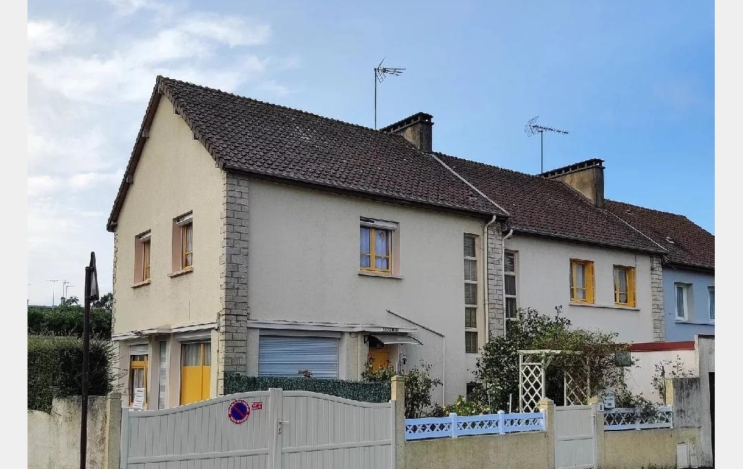 COEUR DE SAIRE IMMOBILIER : Maison / Villa | SAINT-LO (50000) | 226 m2 | 137 625 € 